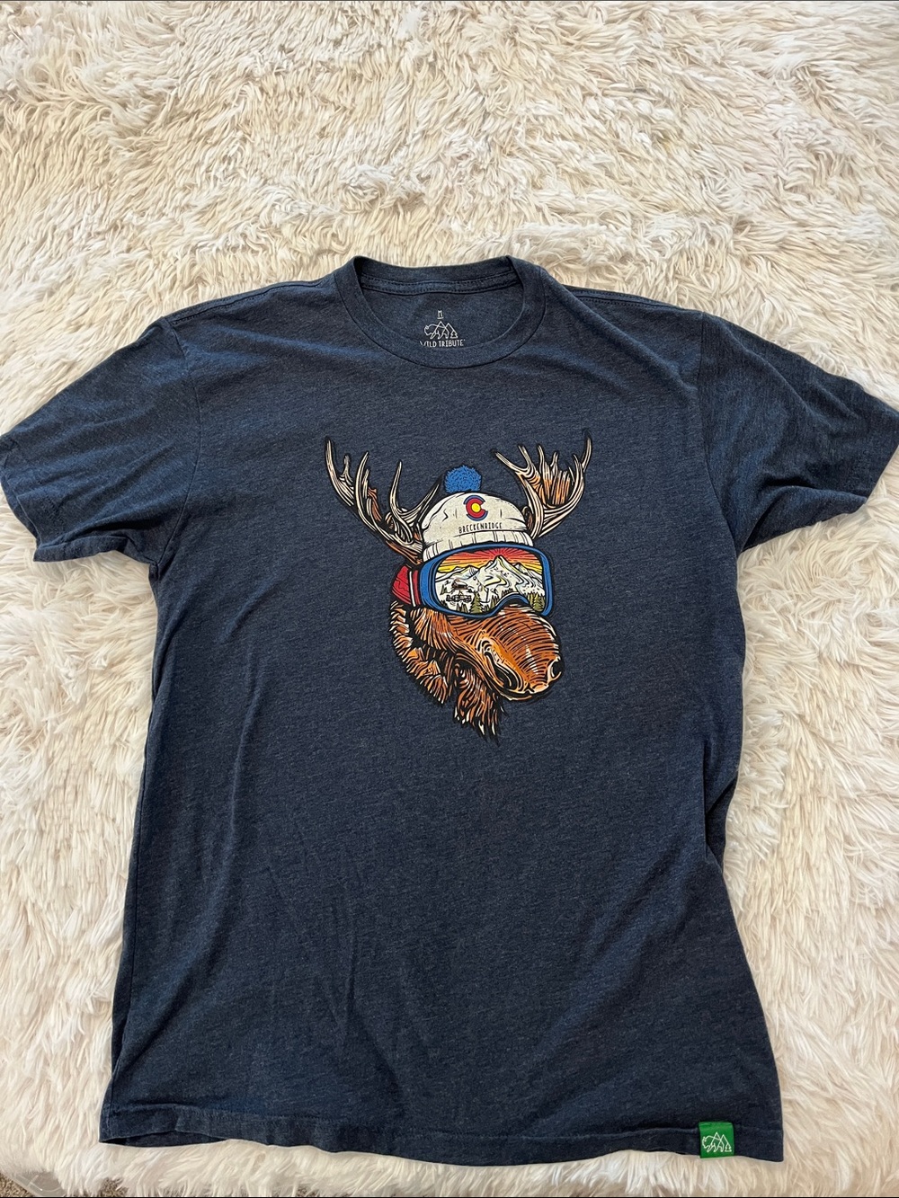 Wild Tribute Rocky the Colorado Moose" design moose t shirt medium